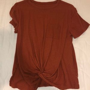 Universal Thread Top